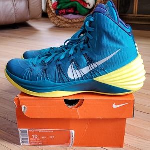 Men's Nike Hyperdunk 2013 size 10